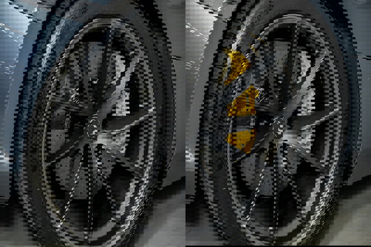 Used 2018 McLaren 720S Performance photo 20