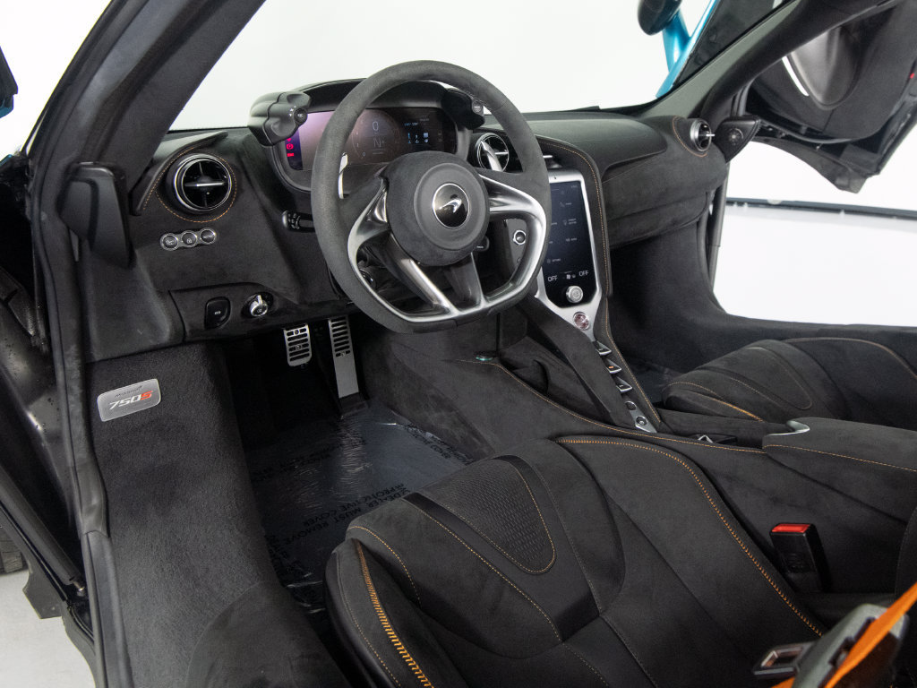 Used 2024 McLaren 750S Spider photo 17