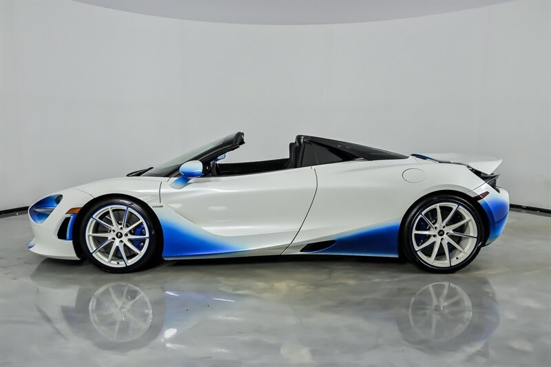 Used 2021 McLaren 720S Spider photo 8