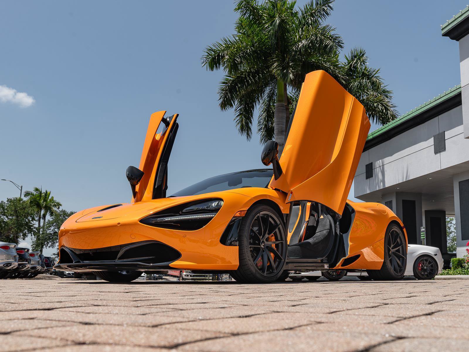 Used 2022 McLaren 720S Performance photo 11