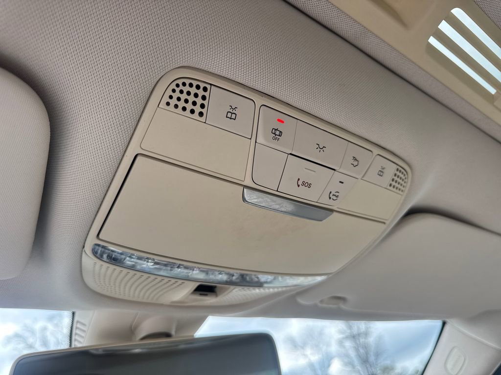 2019 Mercedes-Benz C 300 Sedan