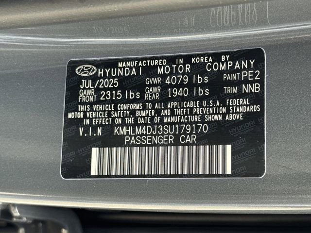 2025 Hyundai Elantra Blue