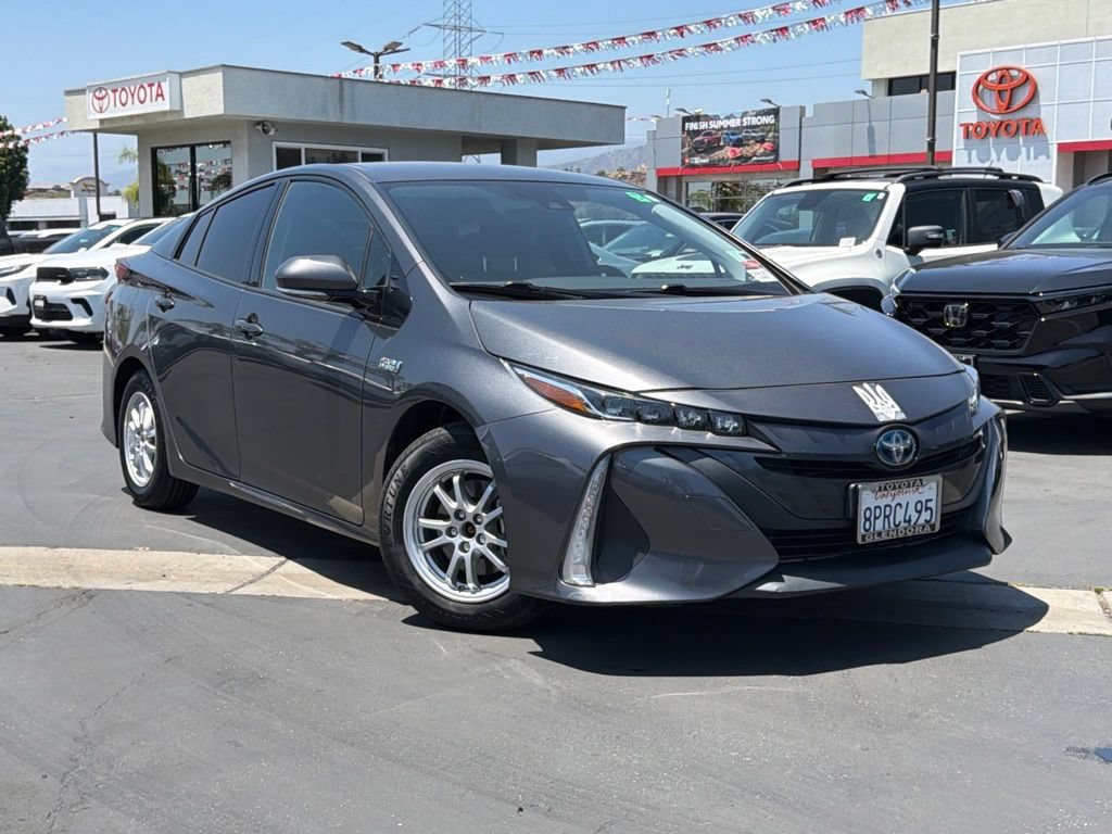 Certified 2020 Toyota Prius Prime XLE w/ Carpet Mat Package
