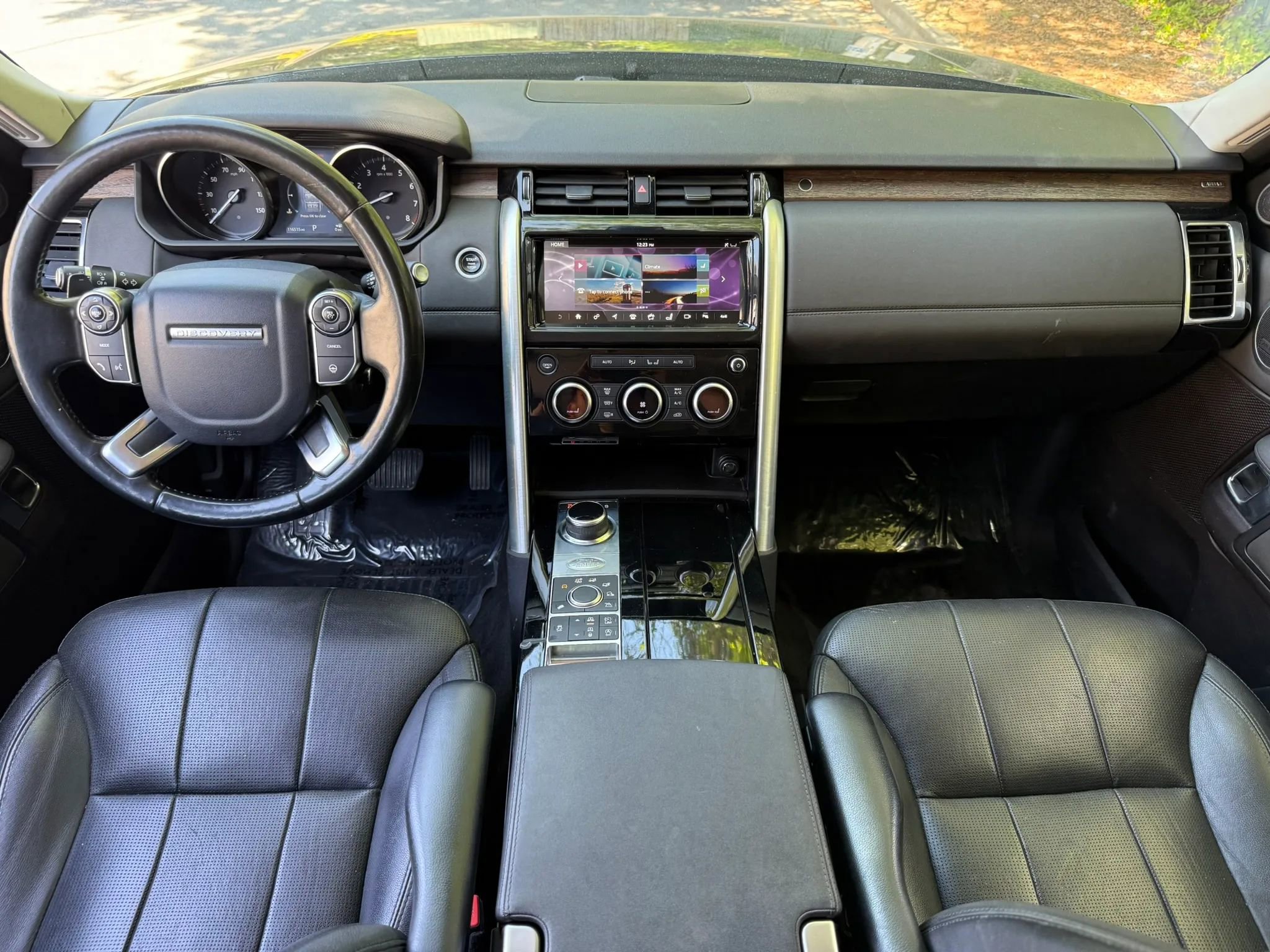 2017 Land Rover Discovery HSE