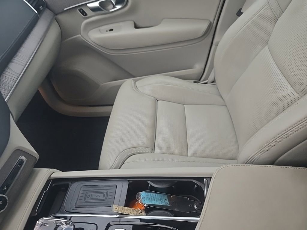 2023 Volvo Xc90 T8 Ultimate