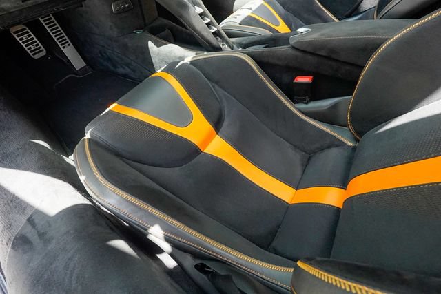 Used 2018 McLaren 720S Performance photo 65