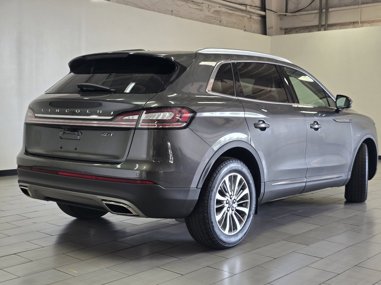 2020 Lincoln Nautilus Reserve