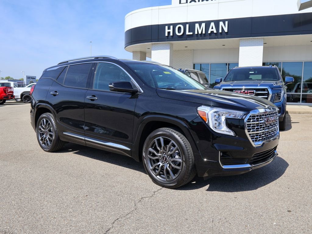 Used 2024 GMC Terrain Denali w/ Black Diamond Edition