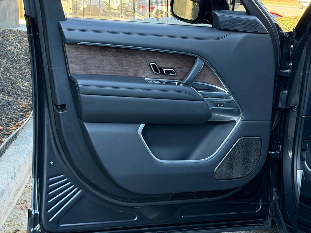 2023 Land Rover Range Rover Autobiography