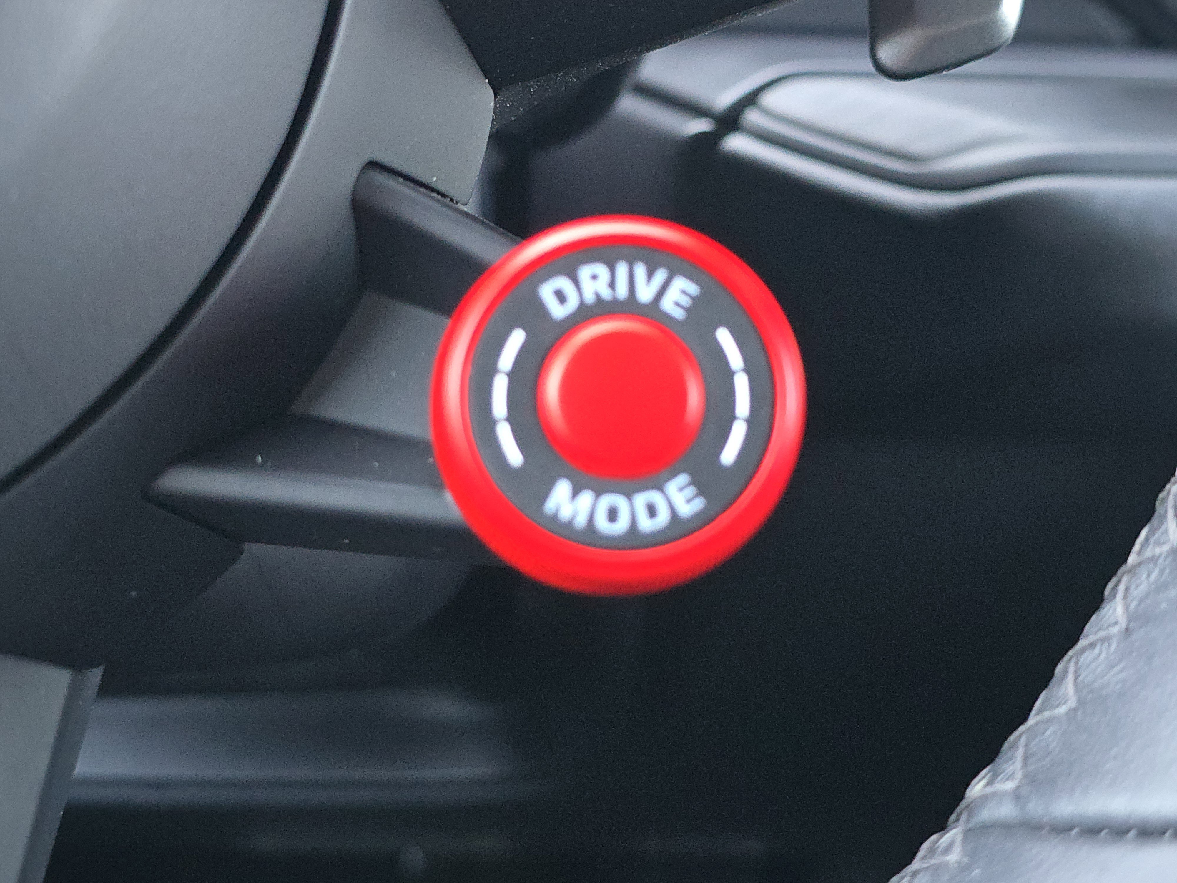 2025 Porsche Cayenne GTS