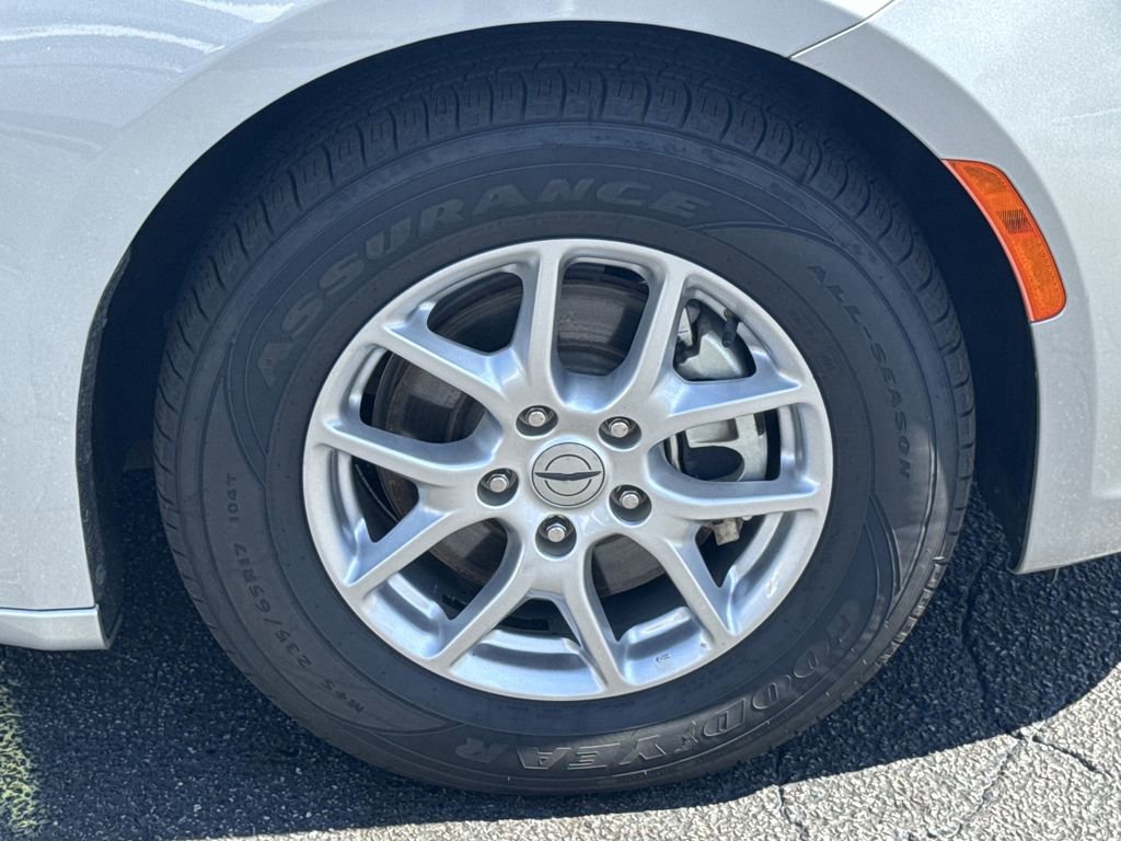 2024 Chrysler Pacifica Touring-L