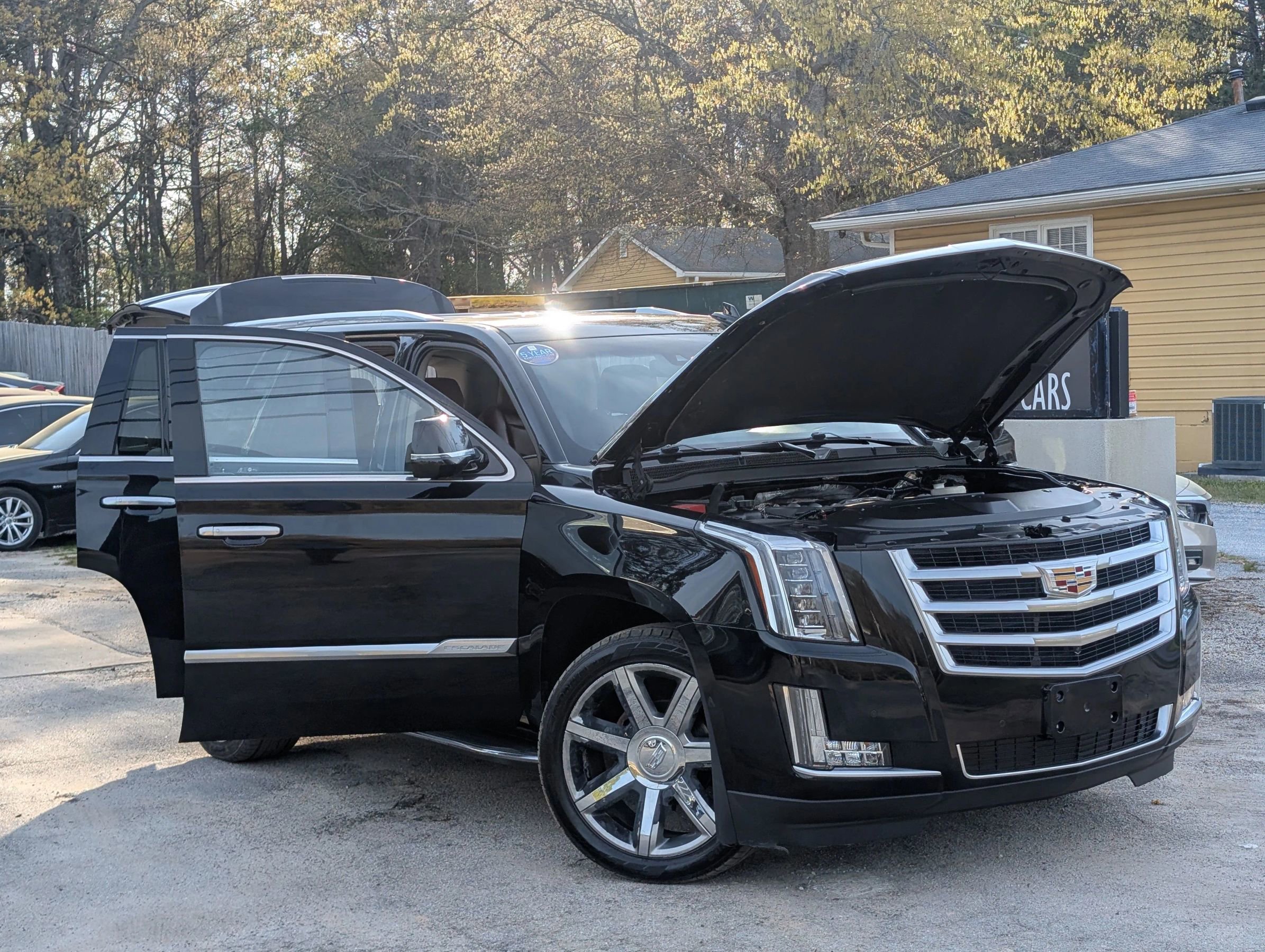 2016 Cadillac Escalade Luxury