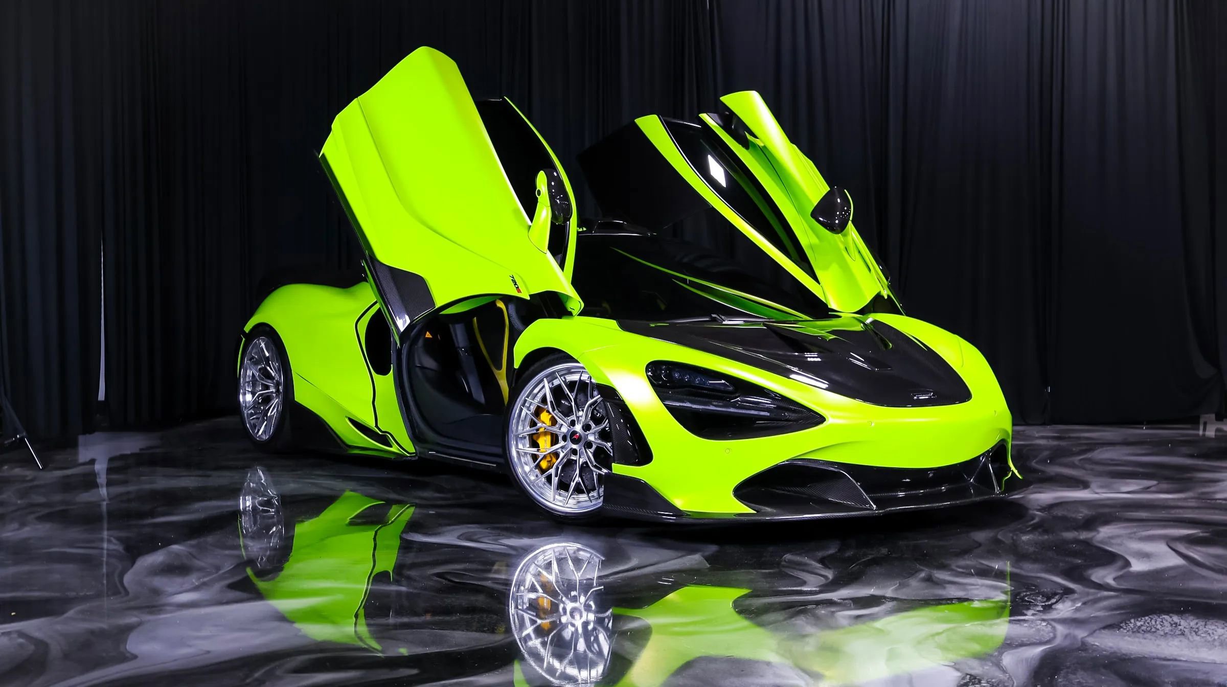 Used 2018 McLaren 720S Luxury 2