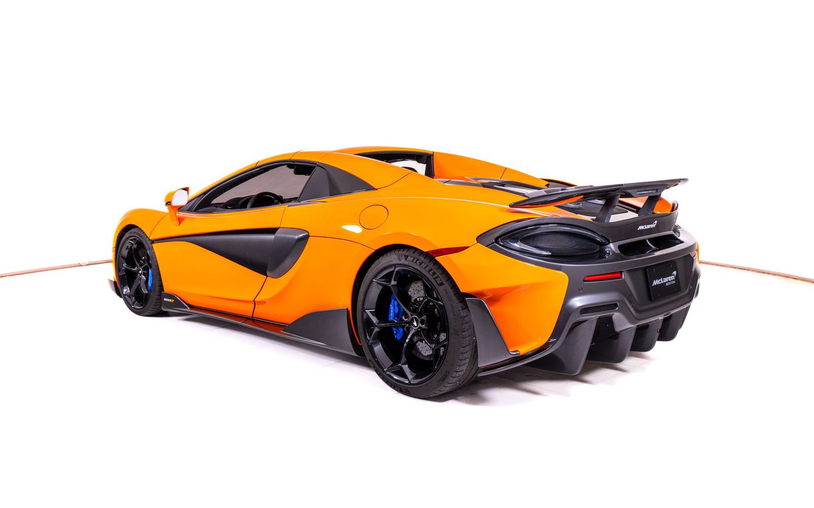Used 2020 McLaren 600LT Spider photo 4
