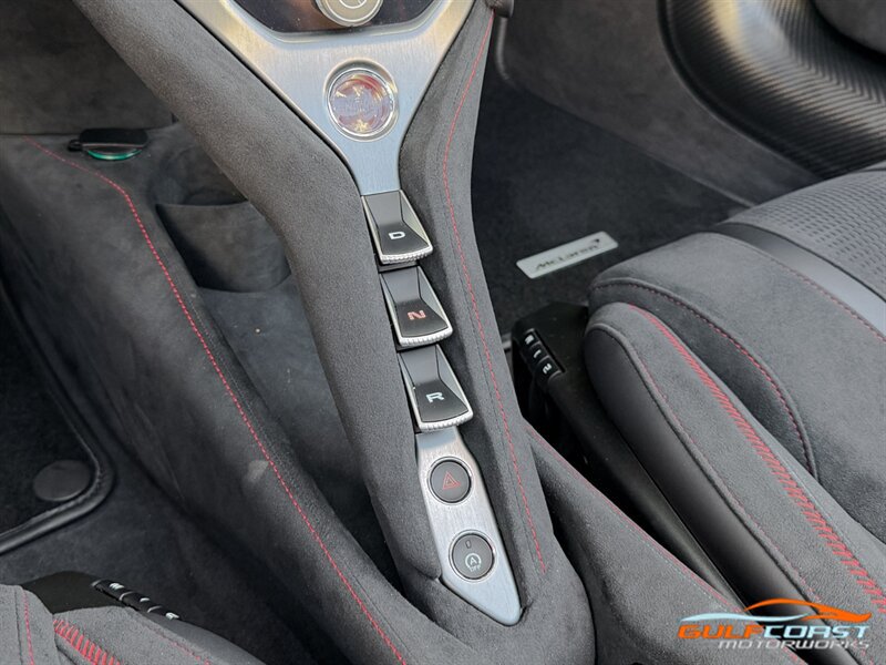 Used 2024 McLaren 750S Spider photo 19