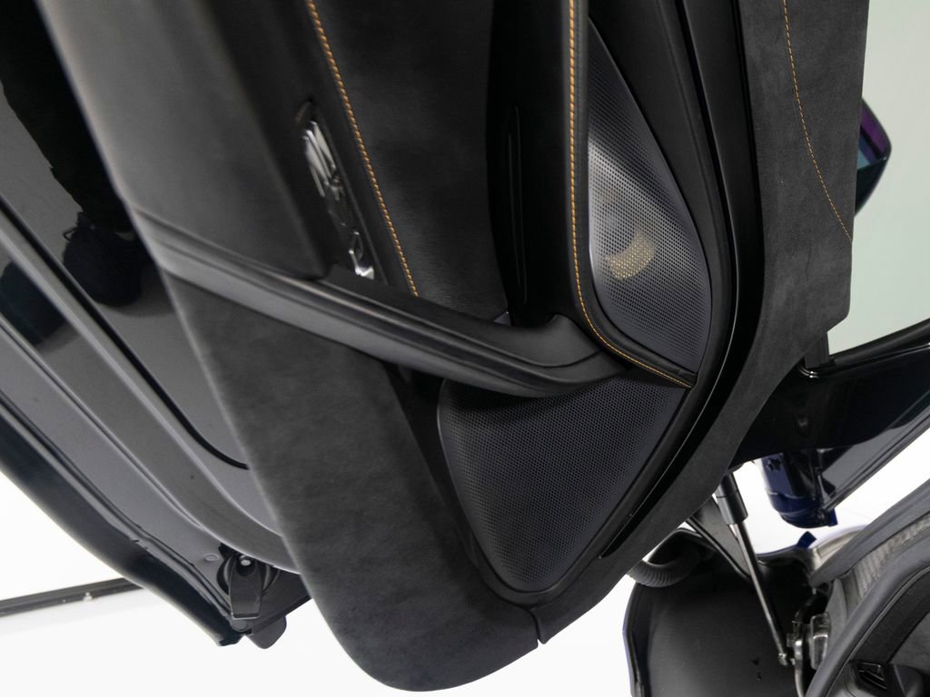 Used 2021 McLaren 720S Performance photo 12
