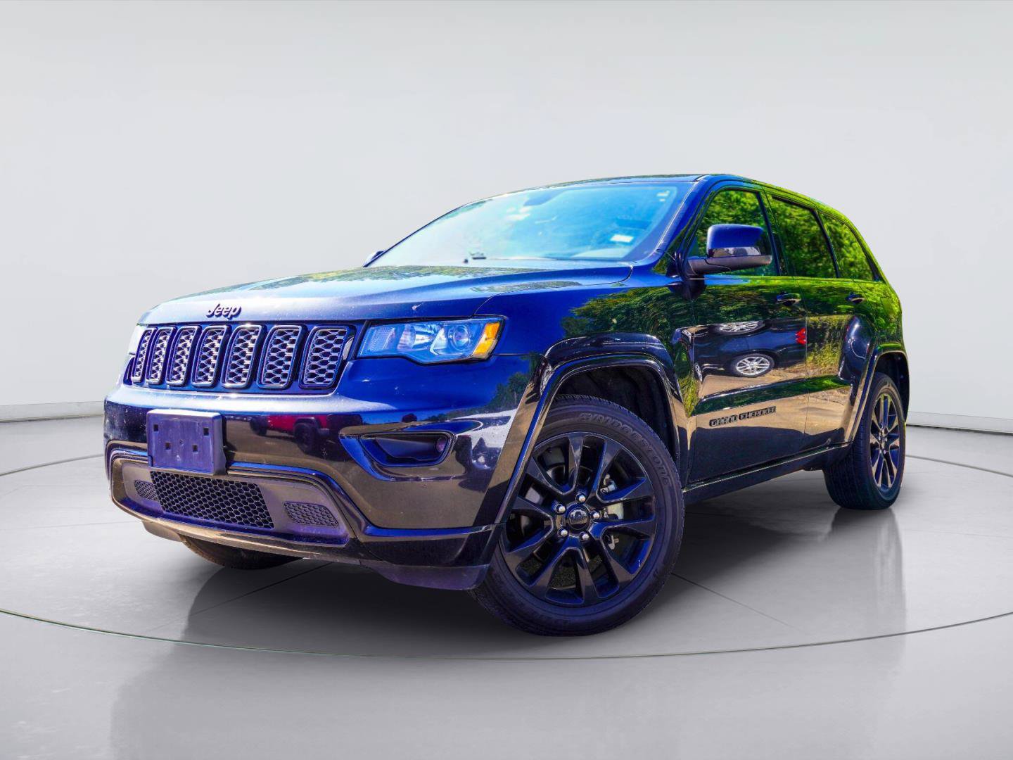 Used 2020 Jeep Grand Cherokee Altitude