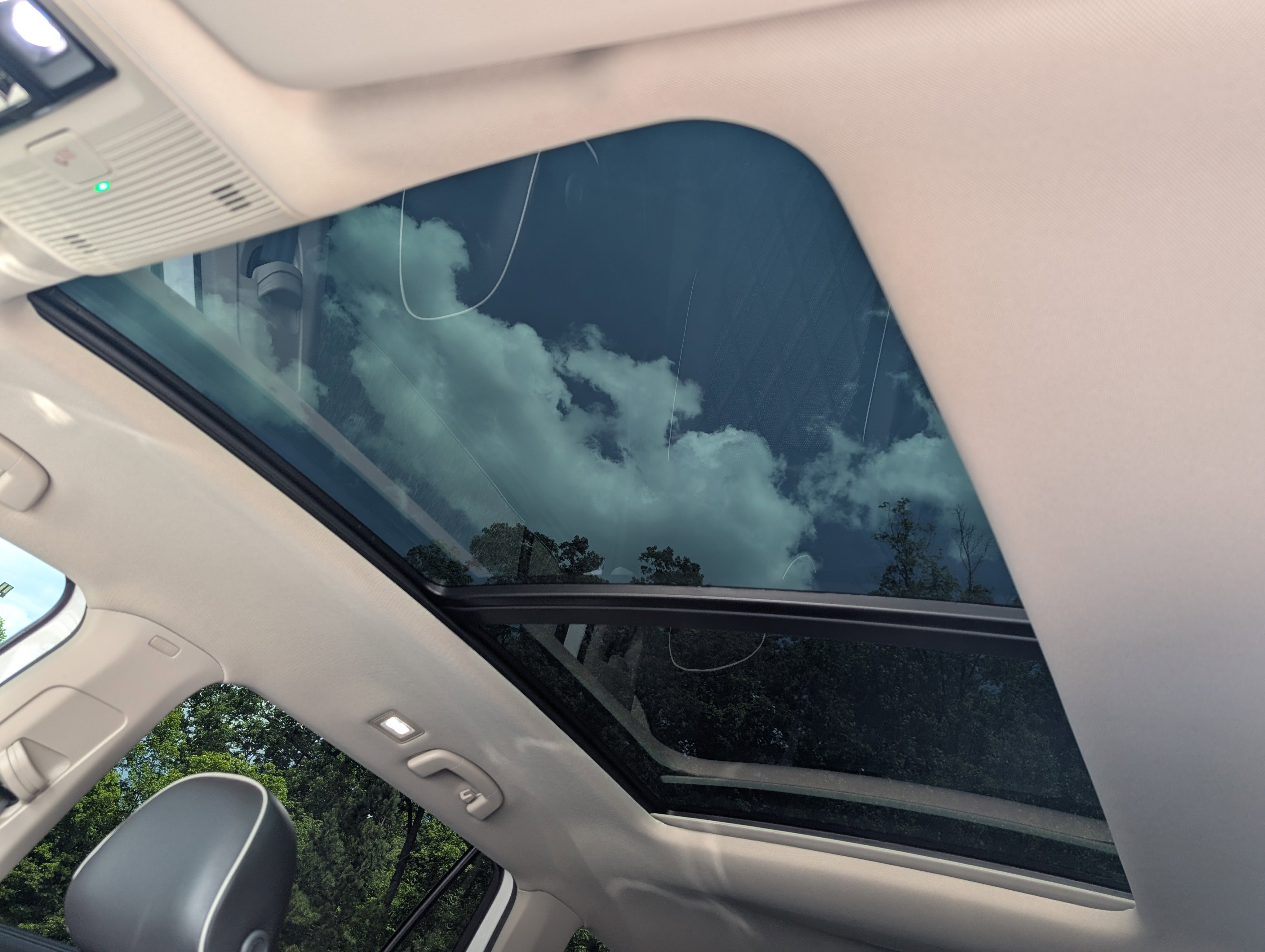 2024 Volkswagen Atlas SEL Premium R-Line