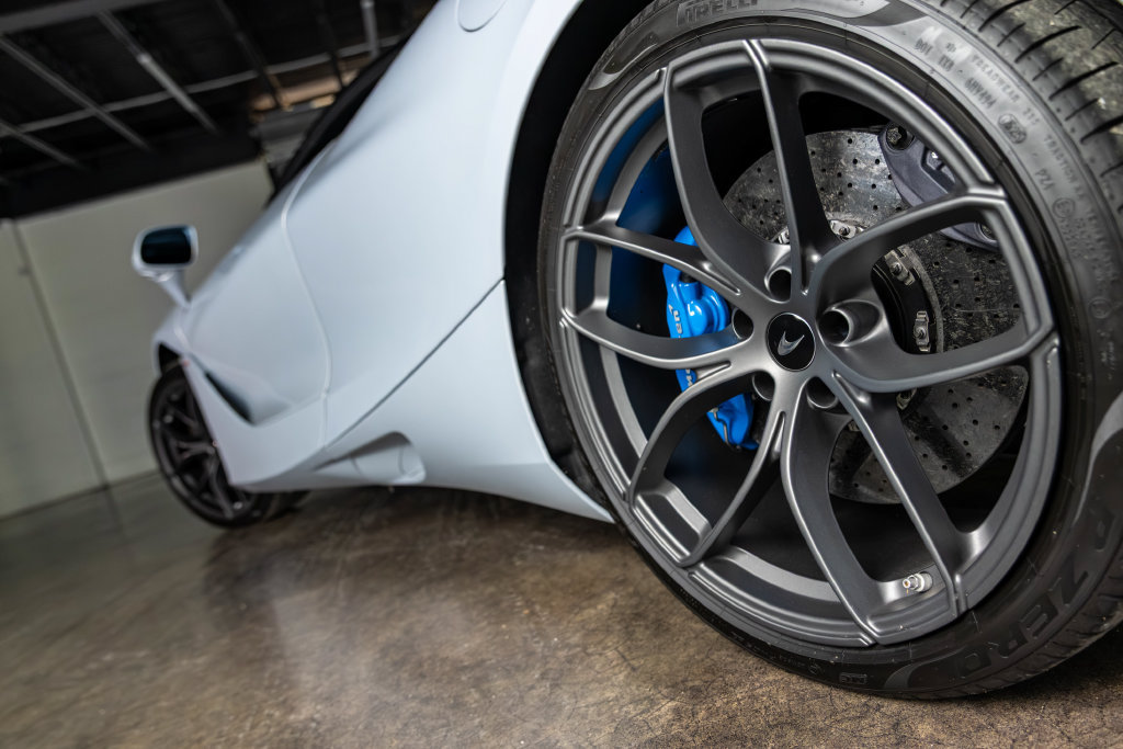 Used 2020 McLaren 720S Luxury photo 26