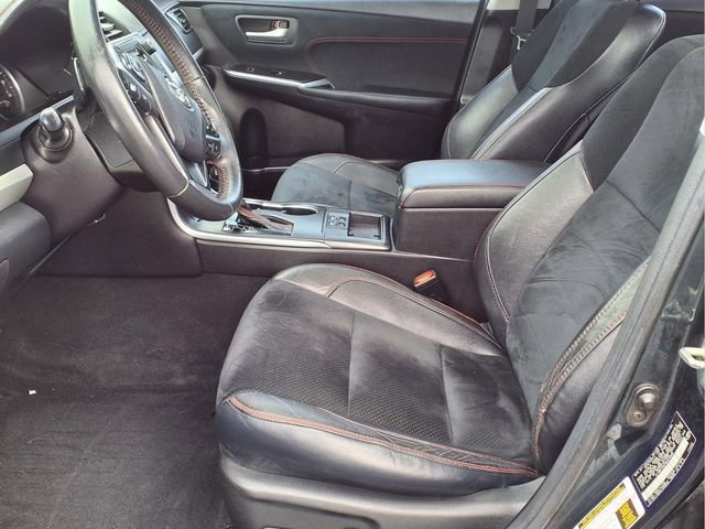 2016 Toyota Camry XSE