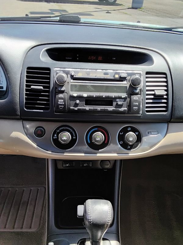 2003 Toyota Camry SE