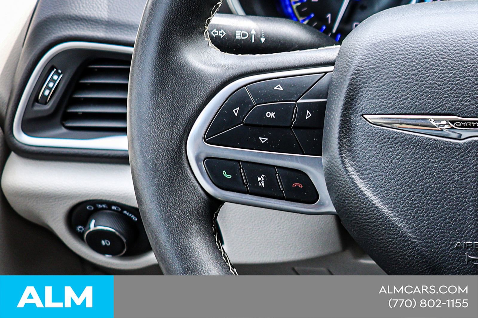 2024 Chrysler Pacifica Touring-L