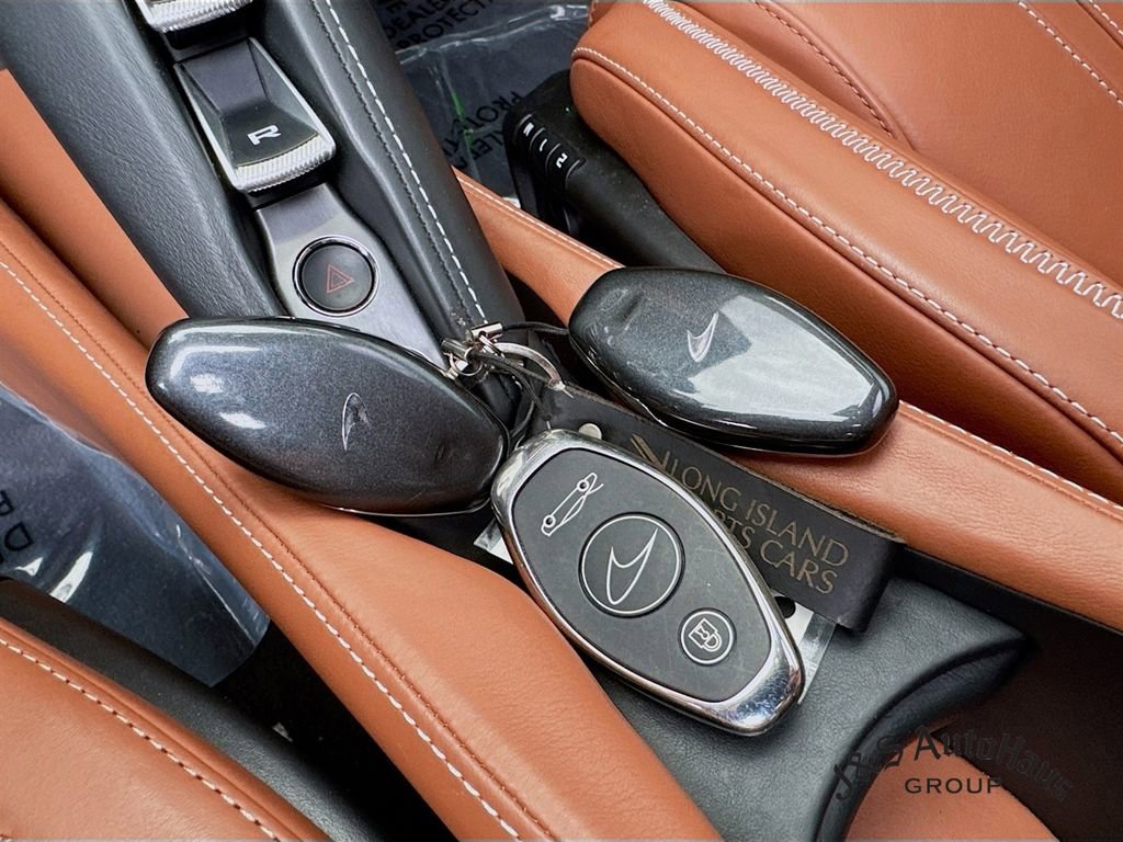 Used 2018 McLaren 720S photo 46