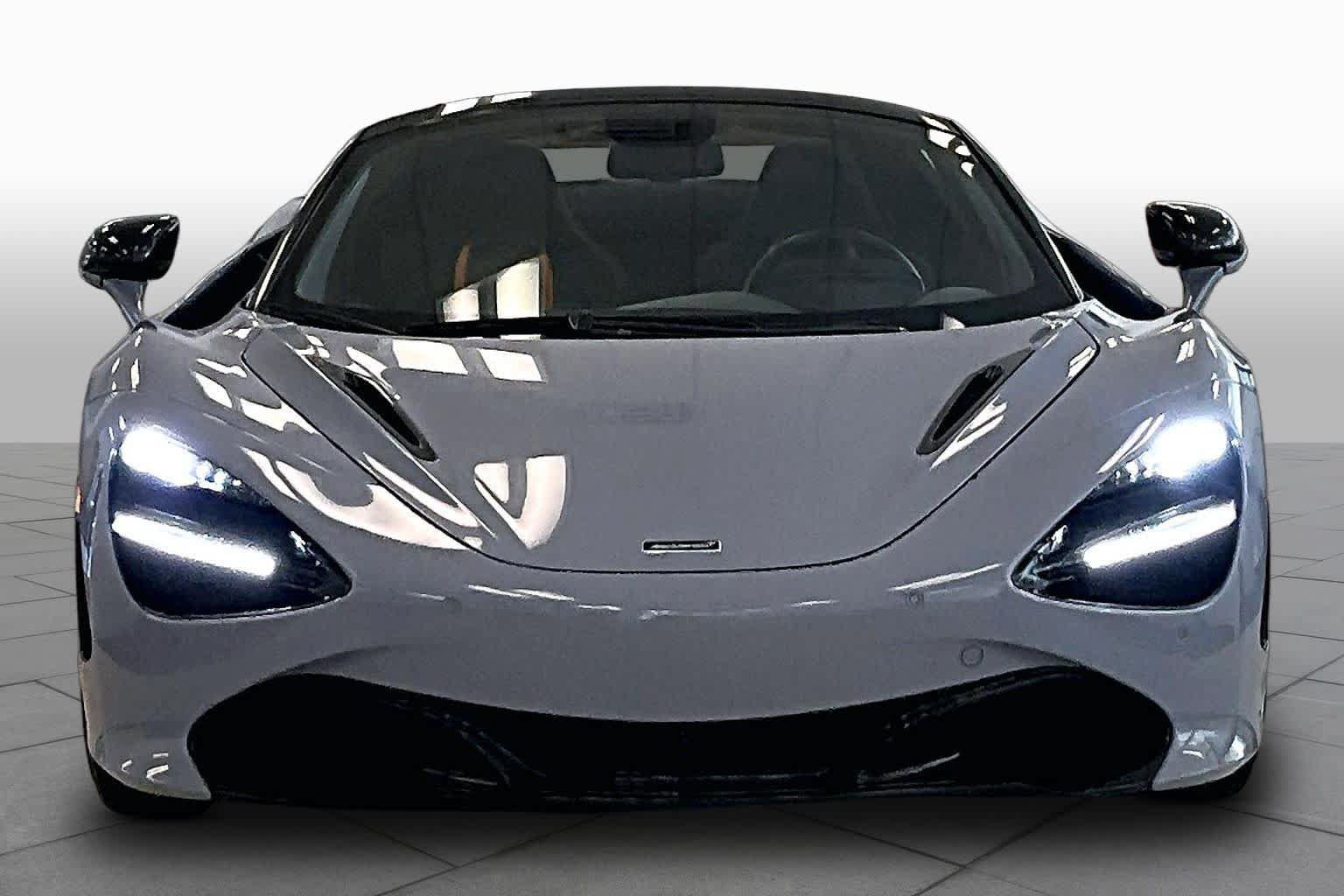 Used 2021 McLaren 720S Performance photo 3