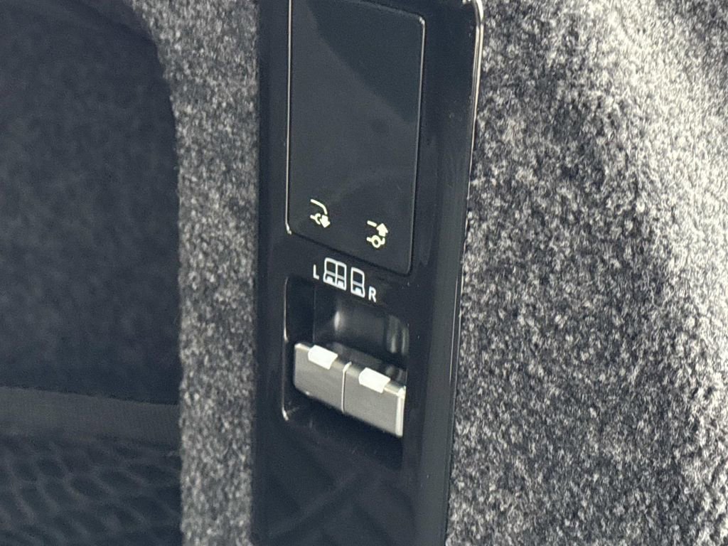 2024 Land Rover Range Rover SE