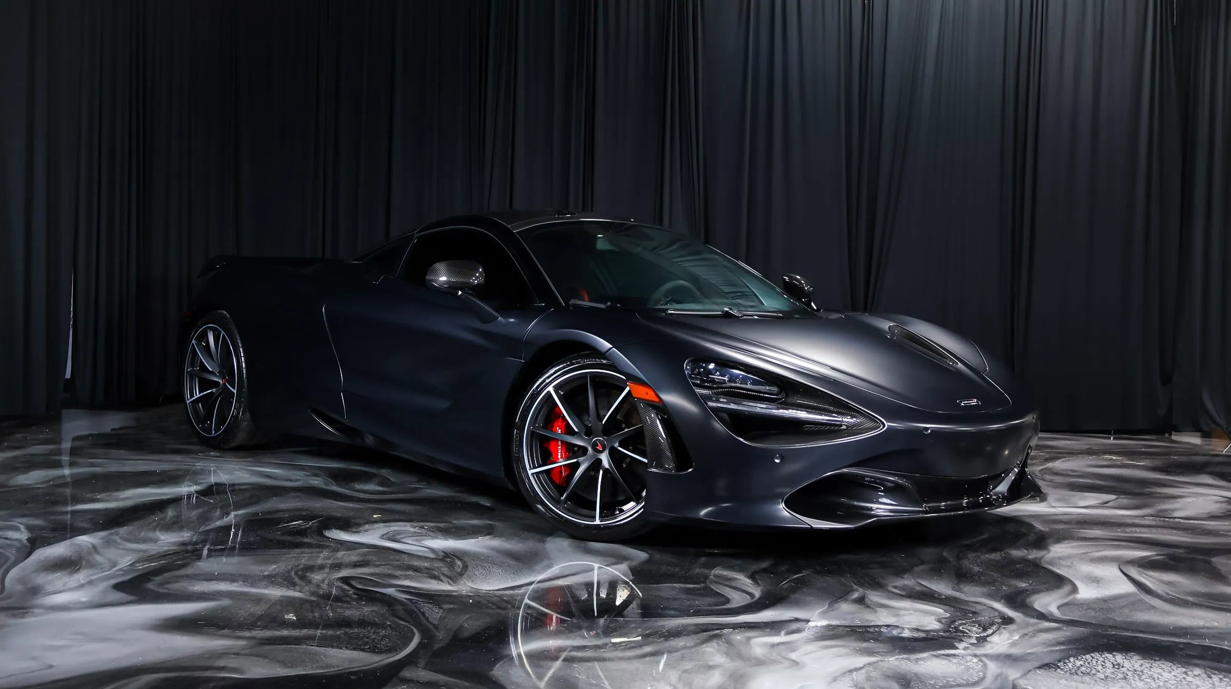 Used 2018 McLaren 720S photo 23