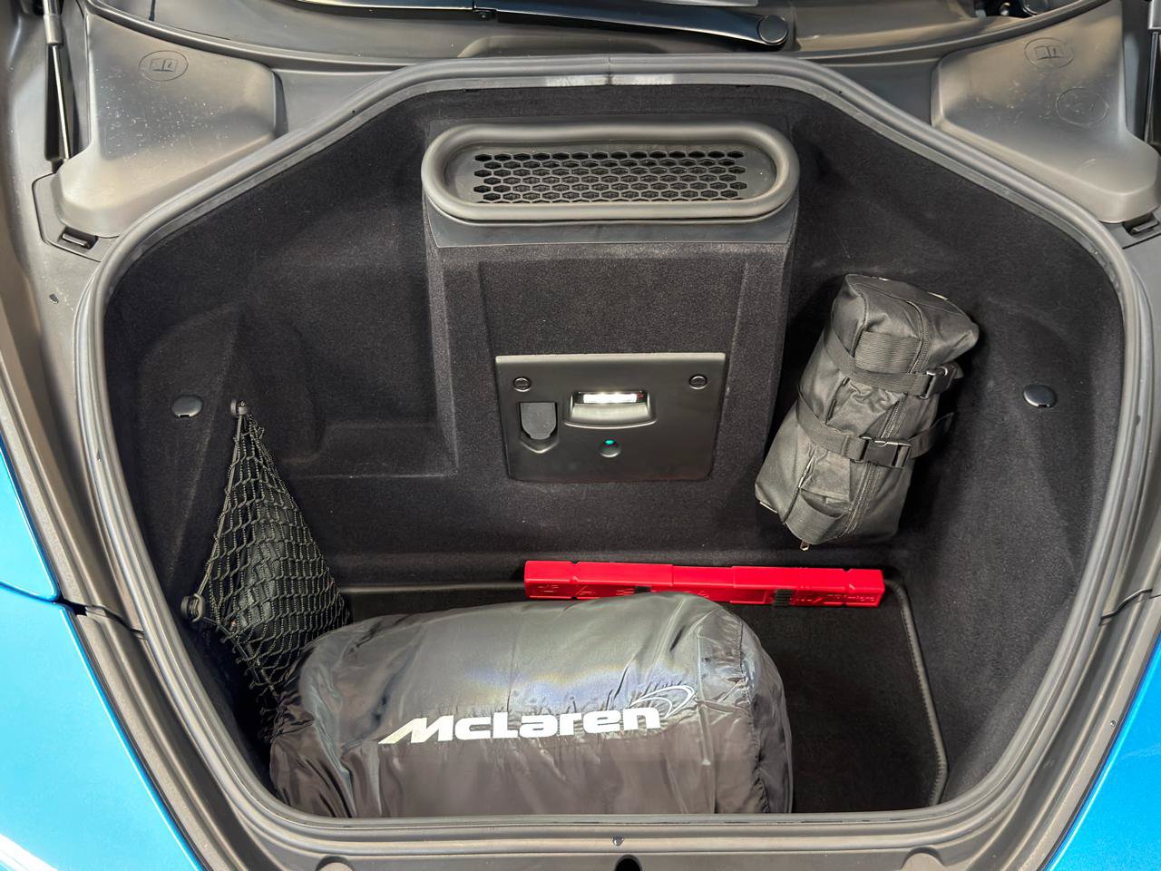 Used 2020 McLaren 720S Luxury photo 27
