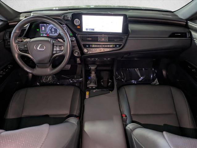 2025 Lexus ES 300h
