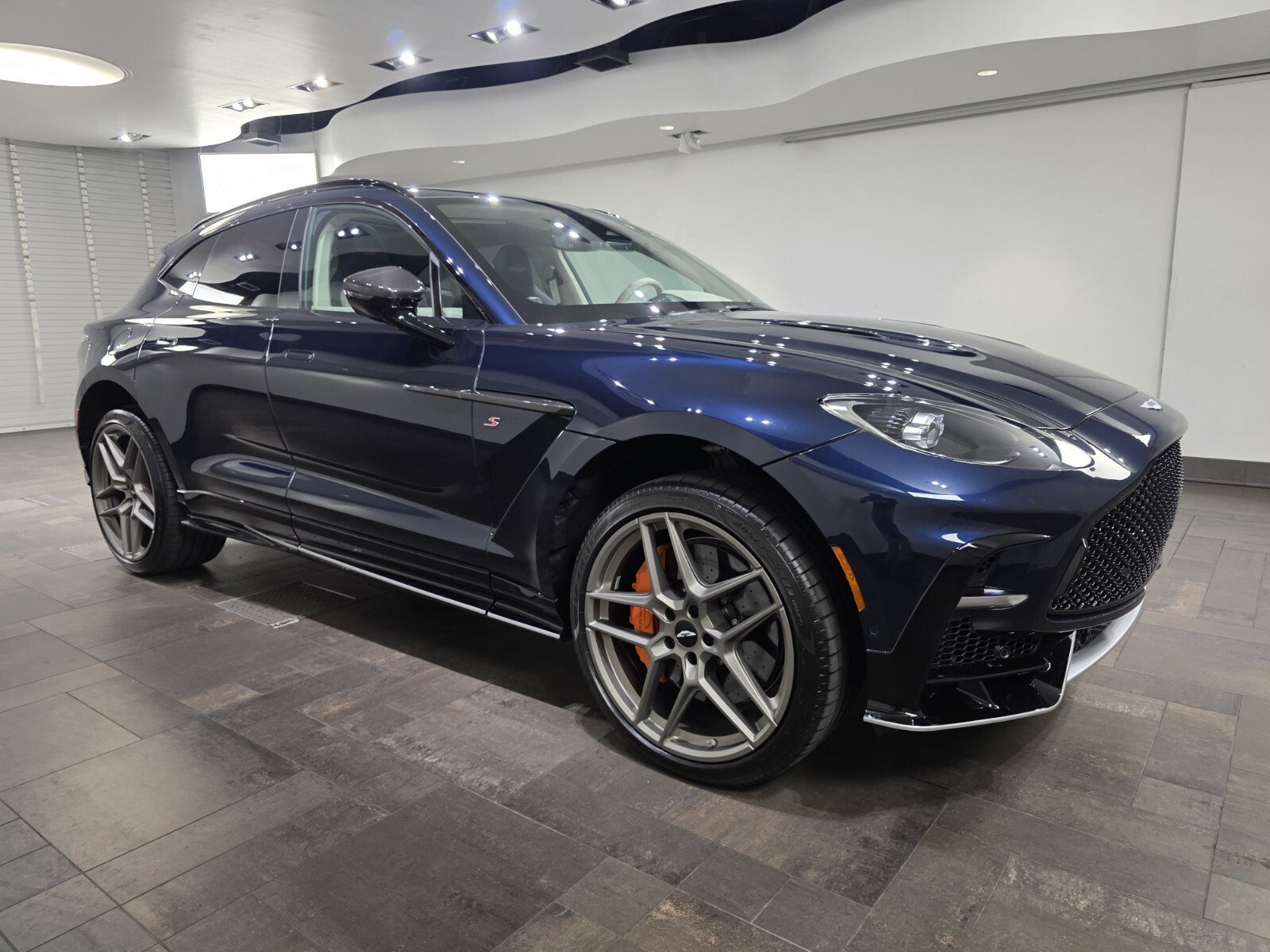 New 2026 Aston Martin DBX 707