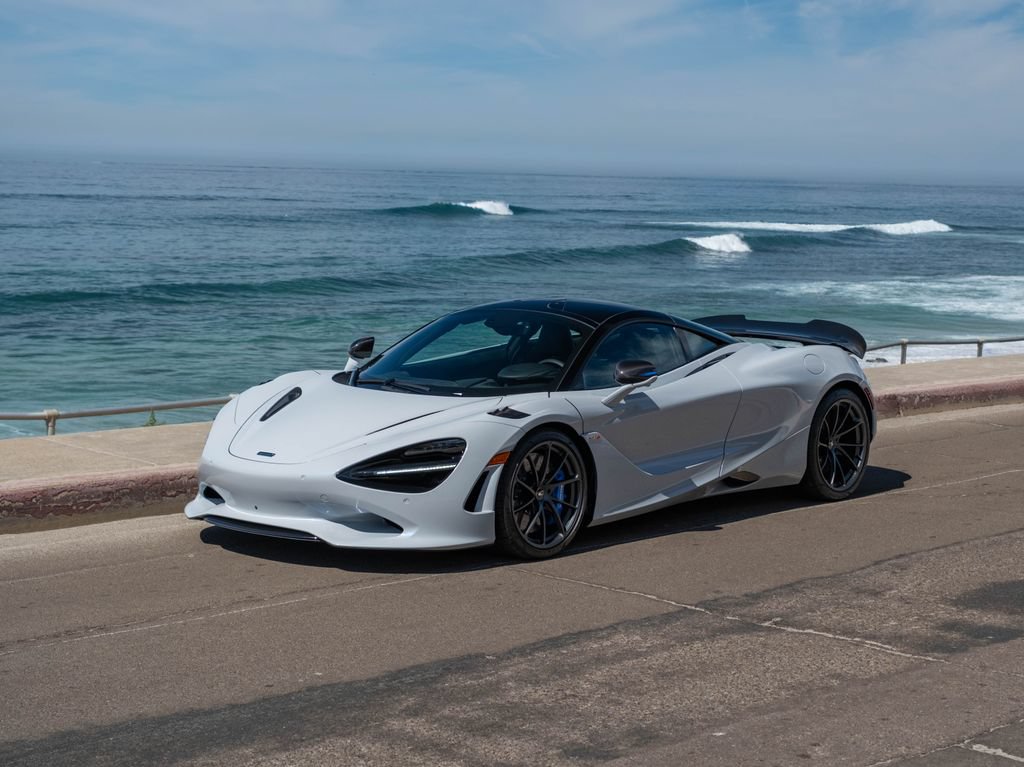 New 2026 McLaren 750S 1