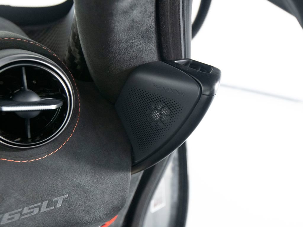 Used 2021 McLaren 765LT photo 33