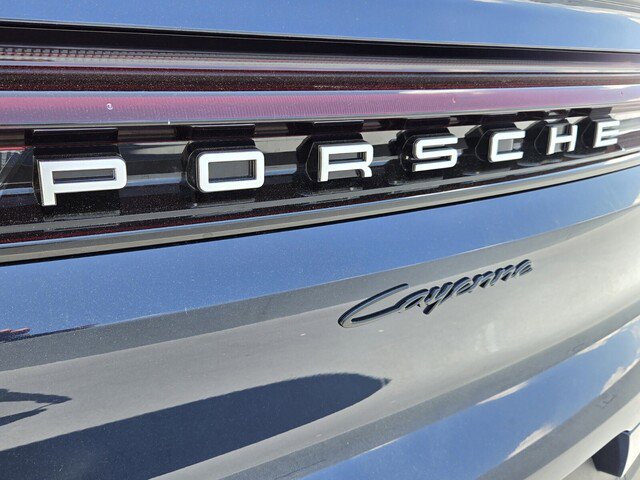 2025 Porsche Cayenne Coupe