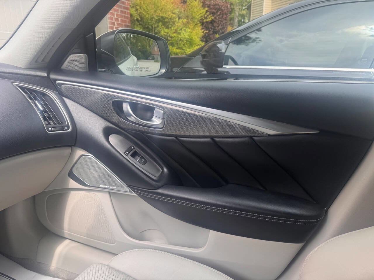 2017 INFINITI Q50 Sport