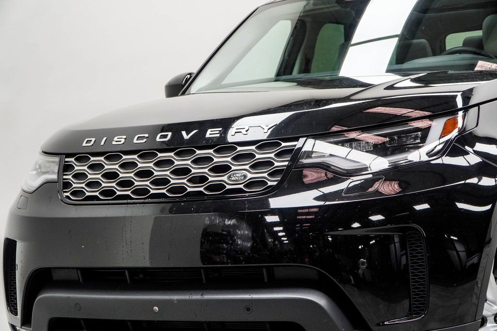 2025 Land Rover Discovery S