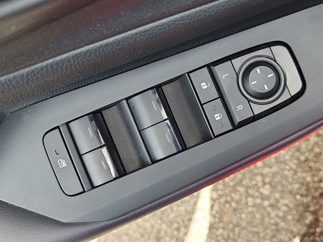 2025 Toyota Prius Plug-In Hybrid