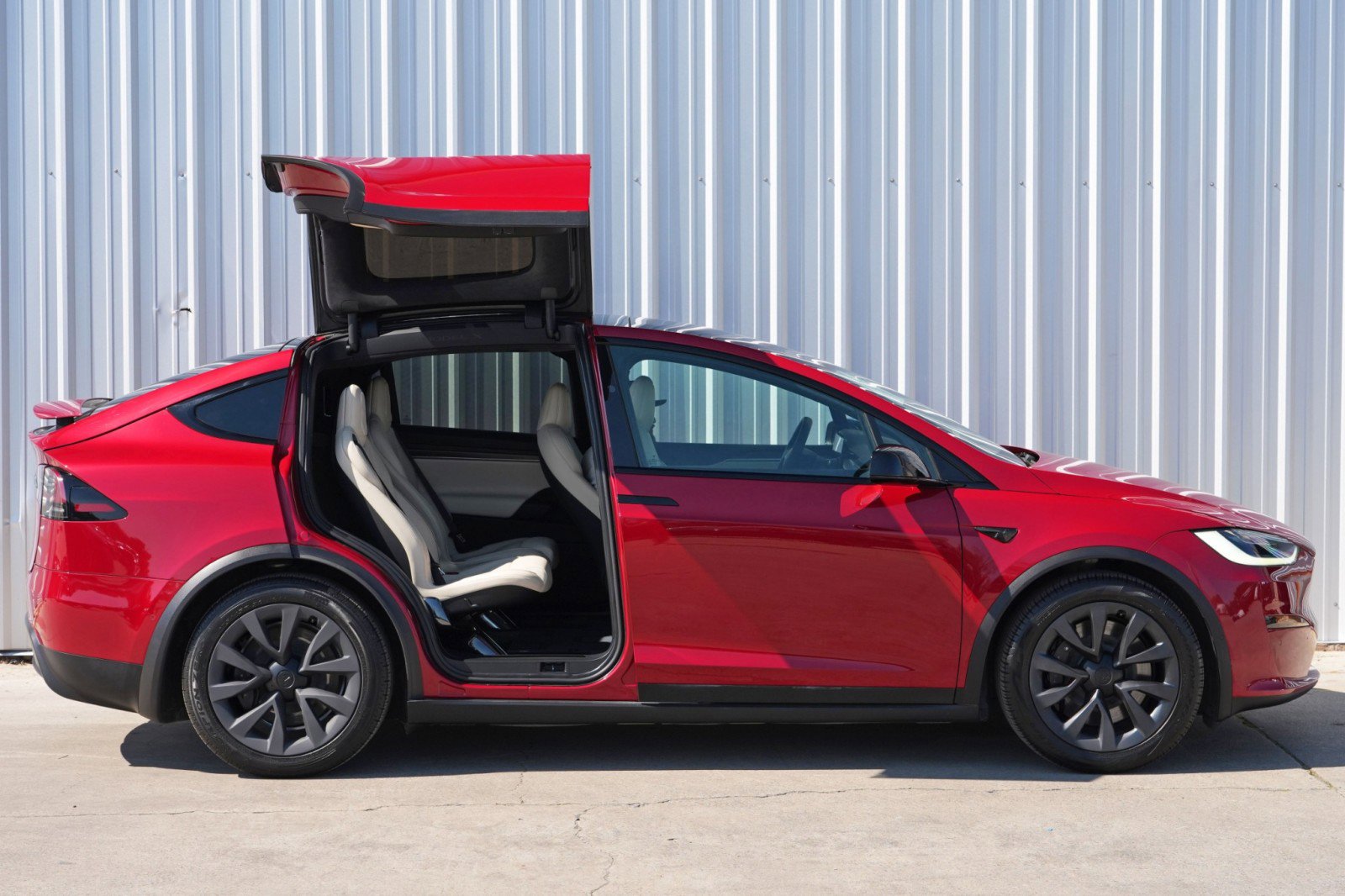 2022 Tesla Model X Plaid