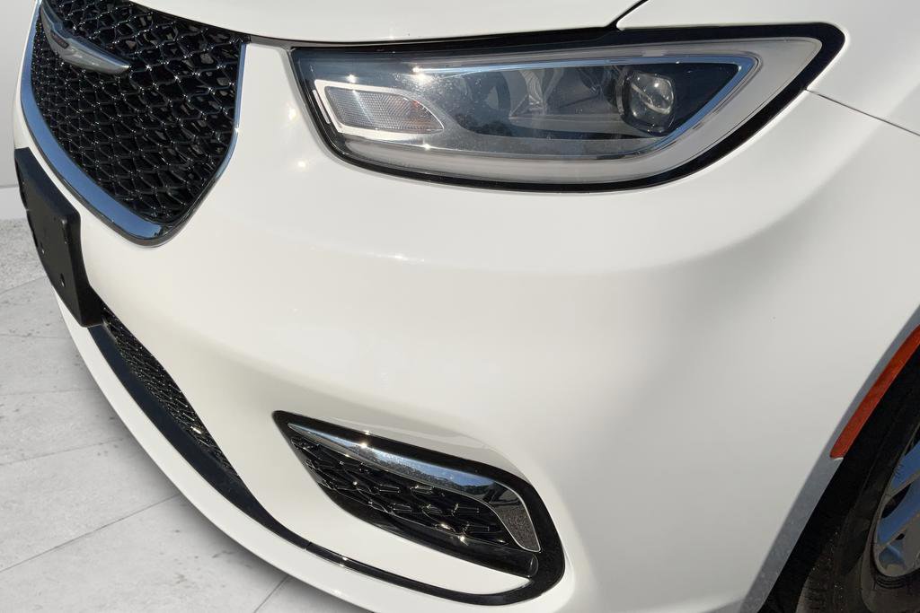 2023 Chrysler Pacifica Touring-L