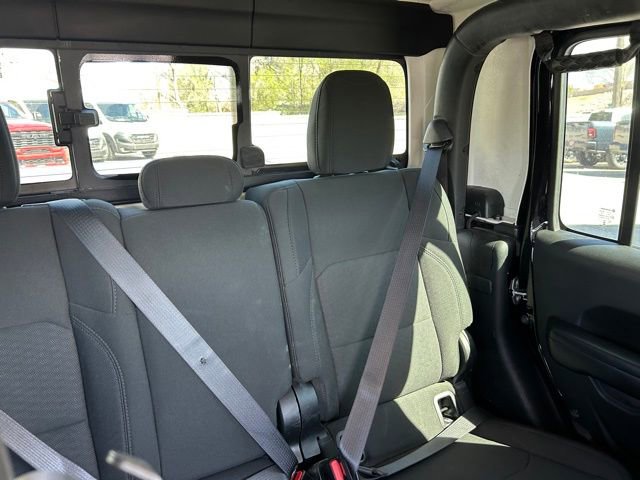 2020 Jeep Gladiator Sport