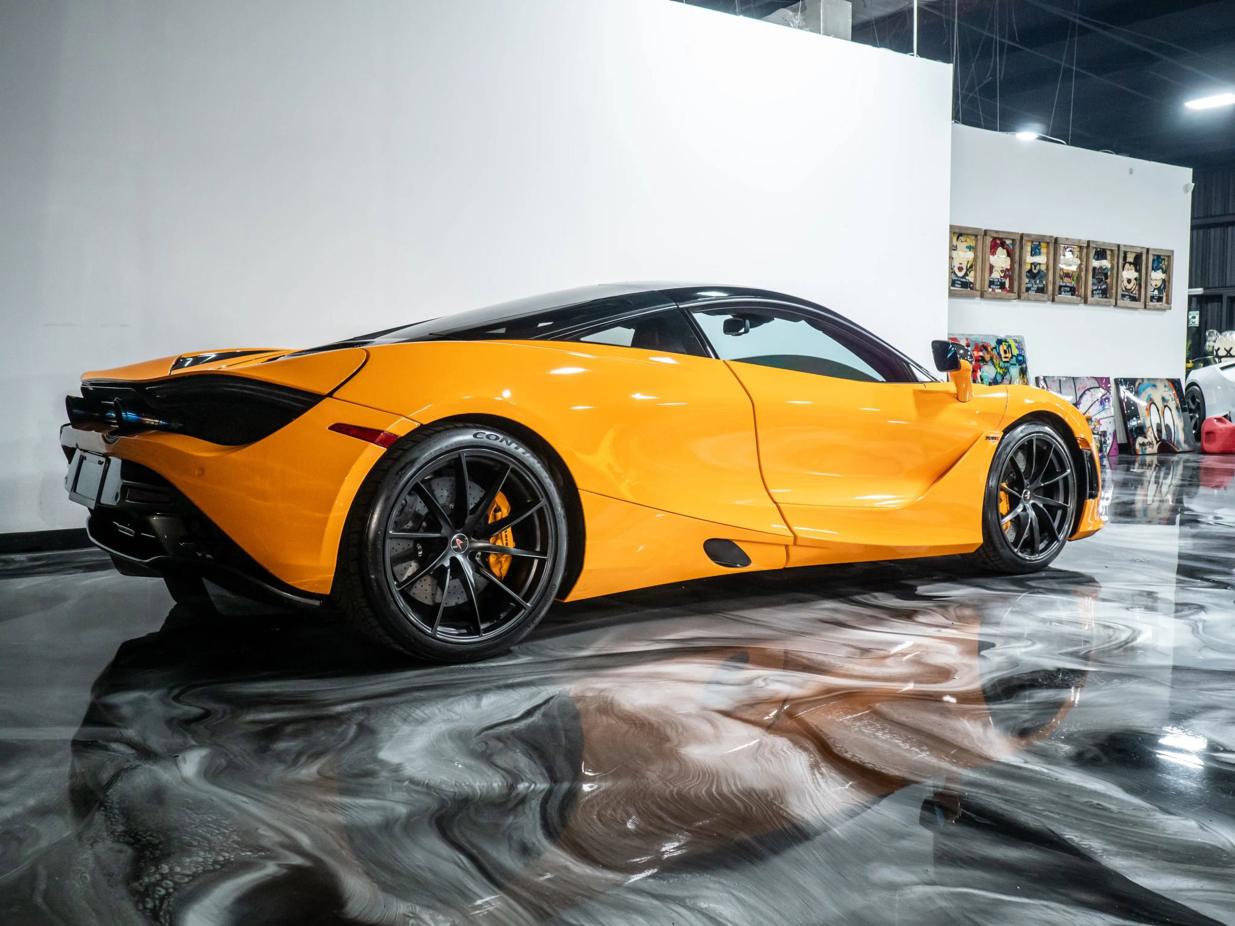 Used 2018 McLaren 720S Performance photo 9