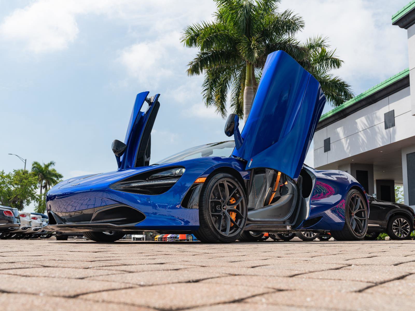 Used 2020 McLaren 720S Luxury photo 9