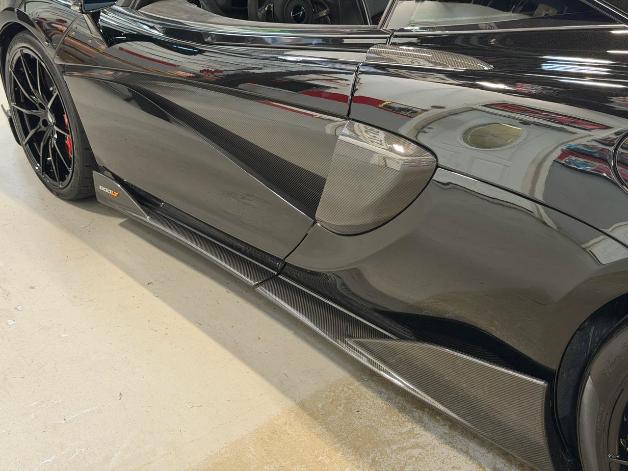 Used 2019 McLaren 600LT photo 23