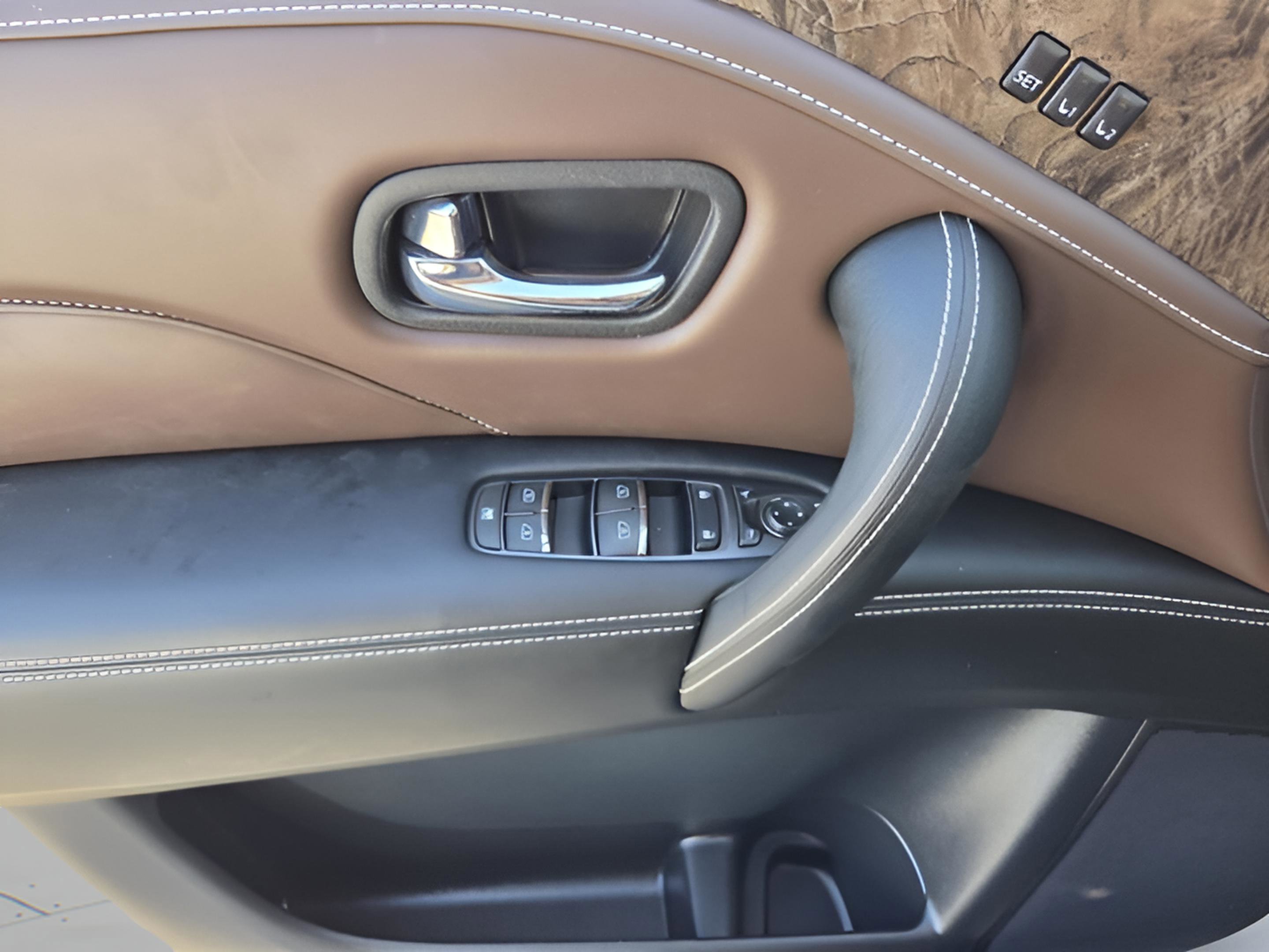 2023 INFINITI Qx80 Premium Select