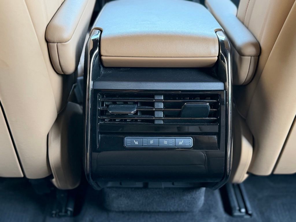 2023 Land Rover Range Rover Sport SE