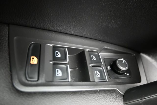 2021 Volkswagen Tiguan SE R-Line