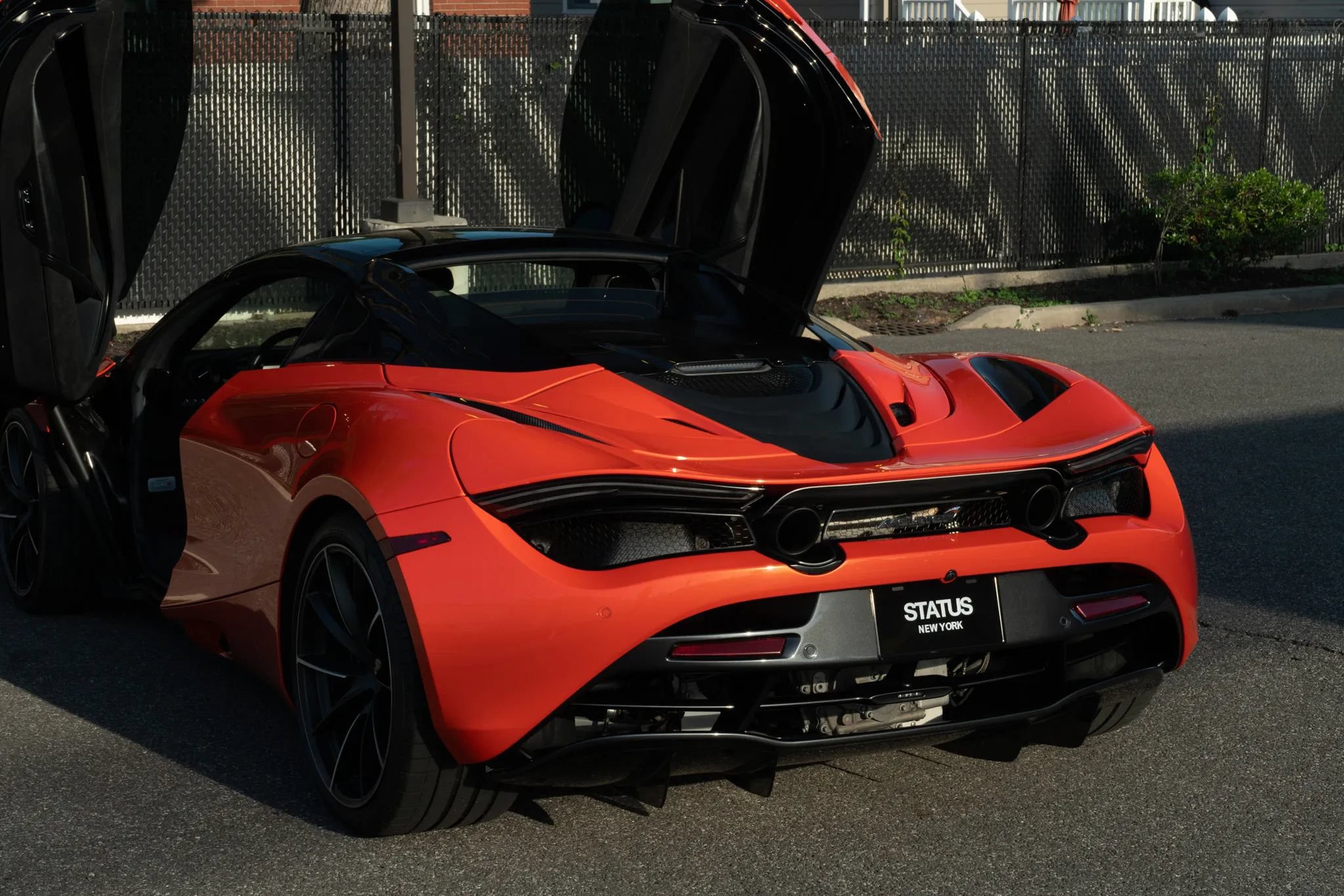 Used 2020 McLaren 720S Spider photo 10