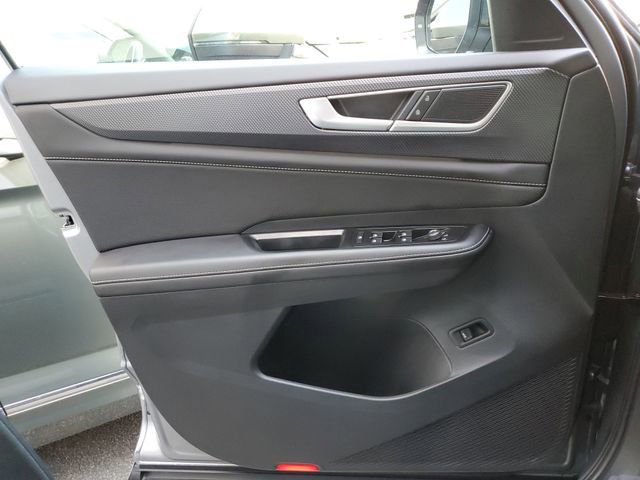 2026 Volkswagen Atlas Cross Sport SEL R-Line